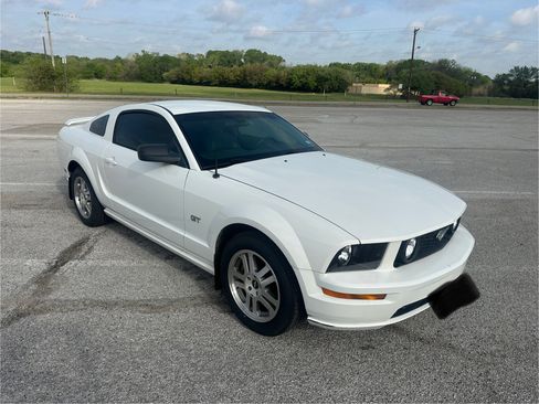 Used 2006 Ford Mustang GT Premium image 1