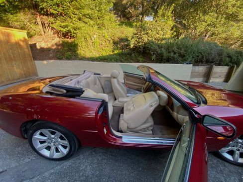 Used 2003 Jaguar XK8 Convertible image 5