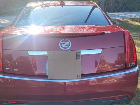 Used 2010 Cadillac CTS Premium image 6