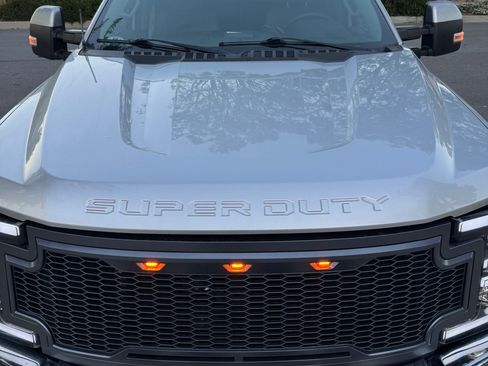 Used 2019 Ford F250 XL w/ STX Appearance Package image 16