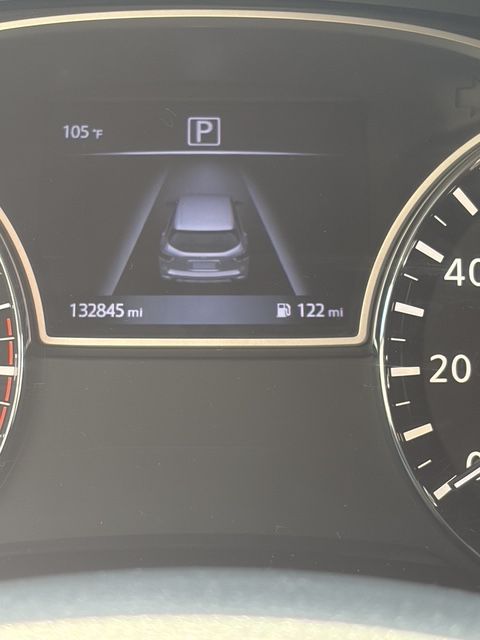 Used 2017 Nissan Pathfinder SV FWD image 12