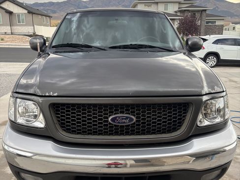 Used 2003 Ford F150 Lariat AWD/4WD image 2