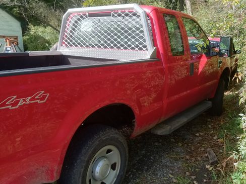 Used 2008 Ford F250 XLT image 2