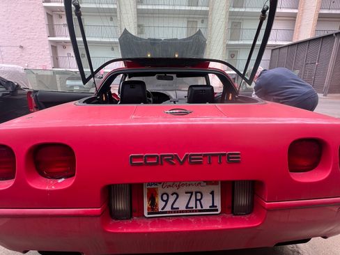 Used 1992 Chevrolet Corvette ZR1 image 18