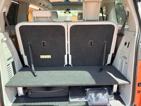 Used 2025 Volkswagen ID. Buzz 1st Edition AWD/4WD image 21