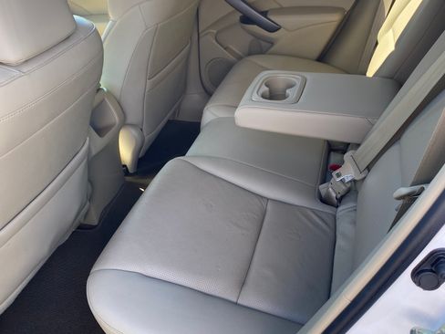 Used 2015 Acura RDX FWD image 9