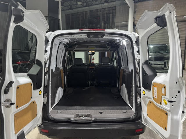 Used 2019 Ford Transit Connect XL FWD image 5