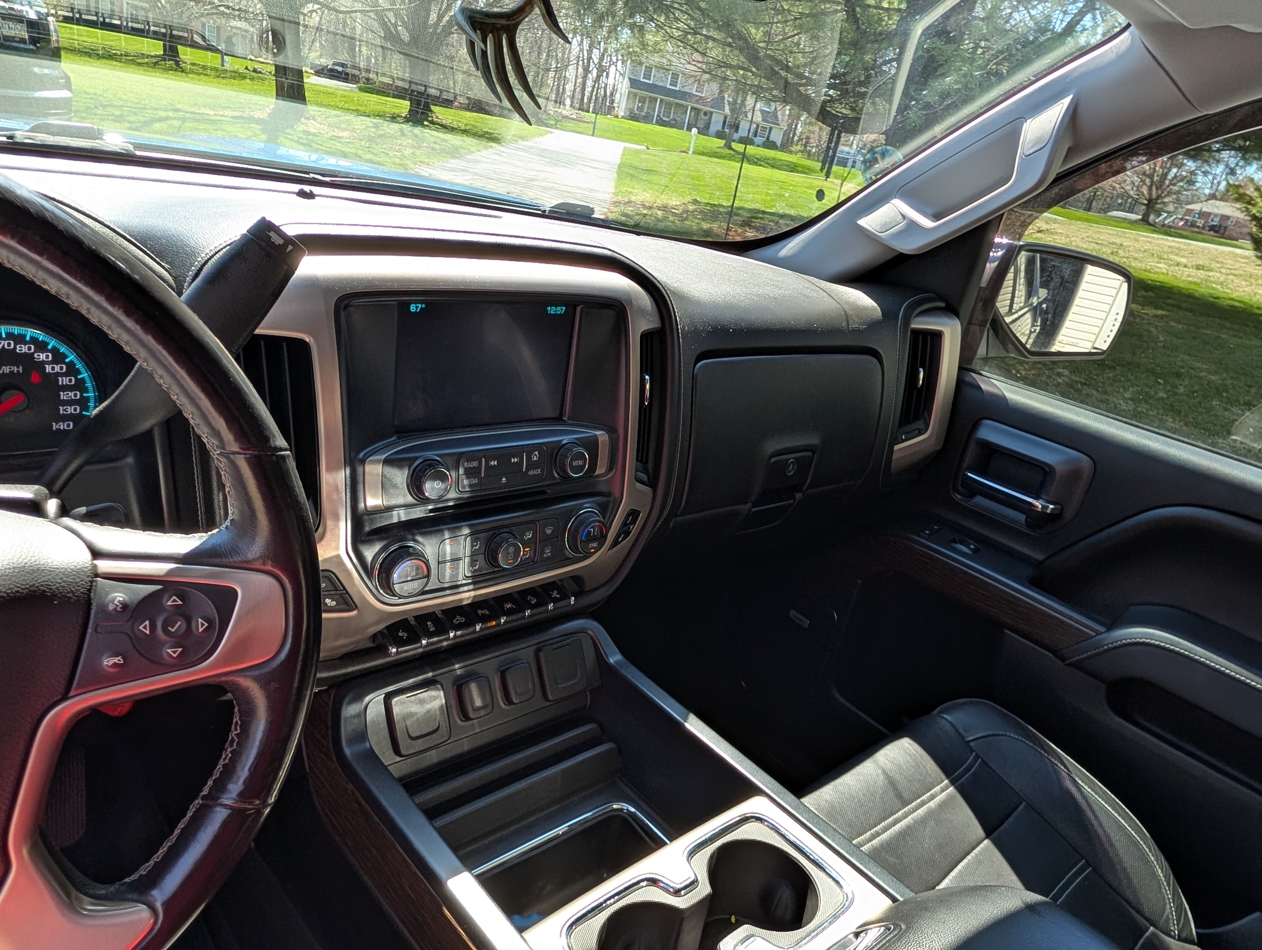 Used 2017 GMC Sierra 1500 Denali w/ Denali Ultimate Package AWD/4WD image 10