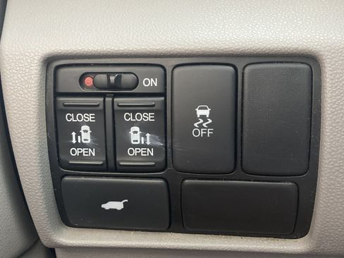 Used 2013 Honda Odyssey EX-L image 14