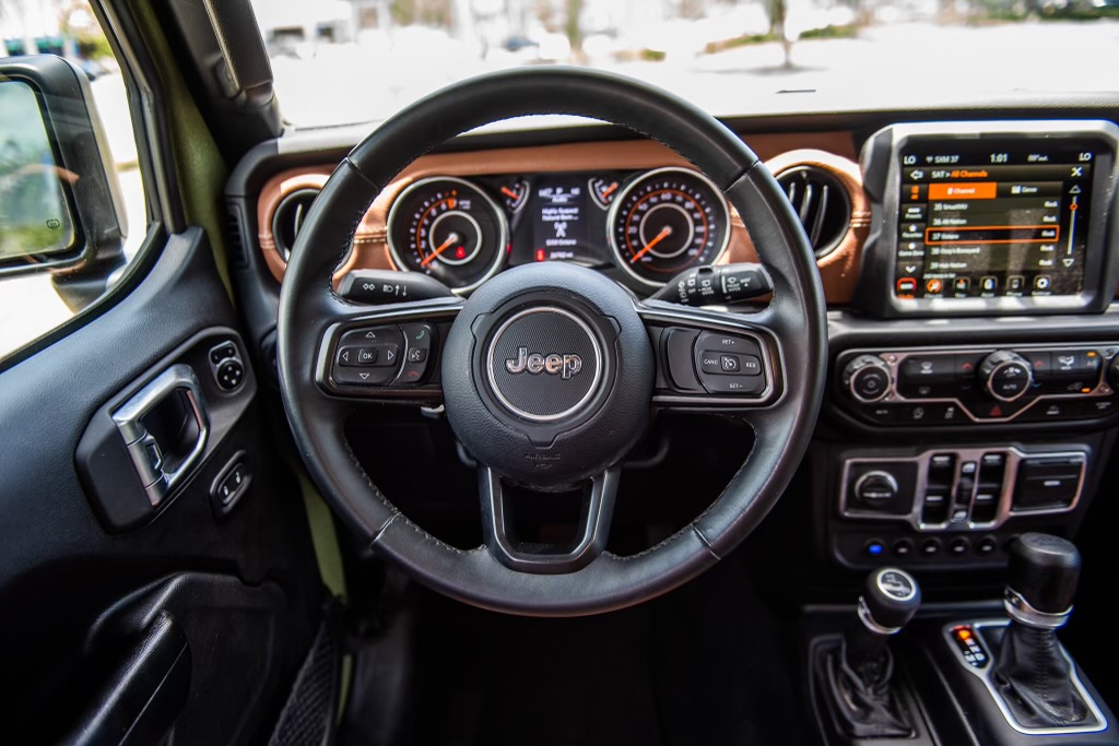 Used 2018 Jeep Wrangler Unlimited Sport S AWD/4WD image 23