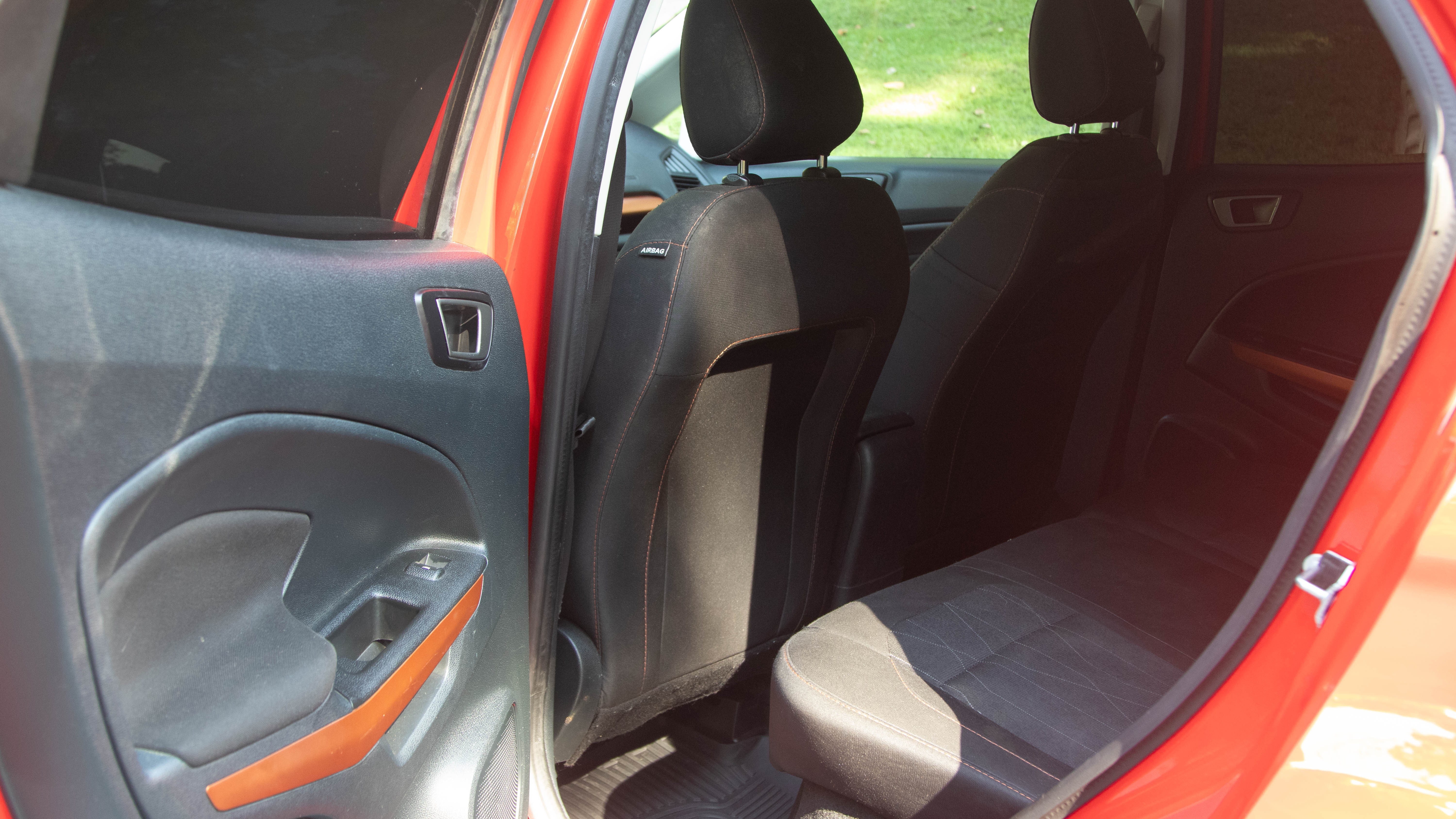 Used 2021 Ford EcoSport SE w/ SE Convenience Package FWD image 13