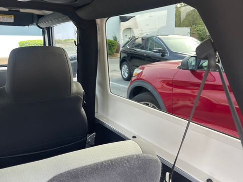 Used 2006 Jeep Wrangler Unlimited image 15