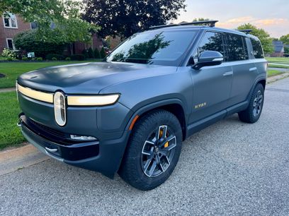 Used 2023 Rivian R1S Launch Edition