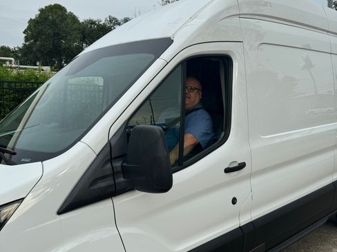 Used 2019 Ford Transit 250 148 High Roof image 8