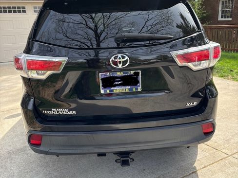 Used 2015 Toyota Highlander XLE image 5