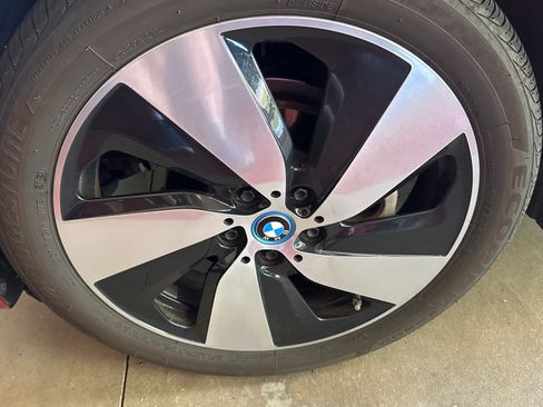 Used 2014 BMW i3 image 2