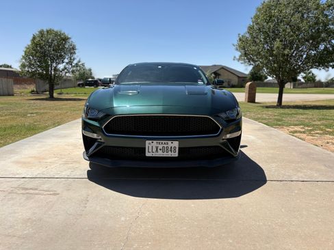 Used 2019 Ford Mustang Bullitt w/ Bullitt Electronics Package RWD image 2