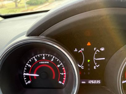 Used 2013 Toyota Highlander SE