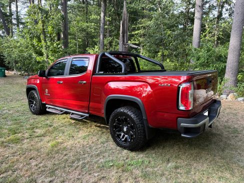 Used 2016 GMC Canyon SLT w/ Driver Alert Package image 5