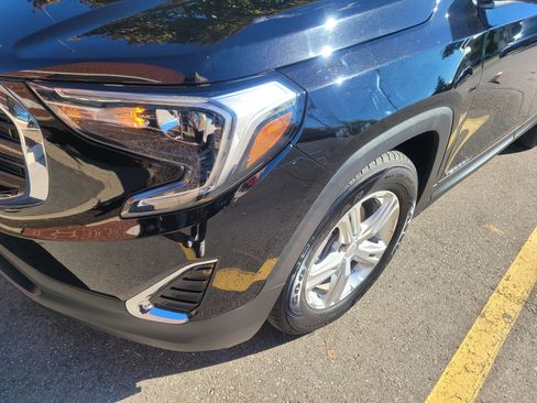 Used 2019 GMC Terrain SLE w/ Driver Convenience Package image 14