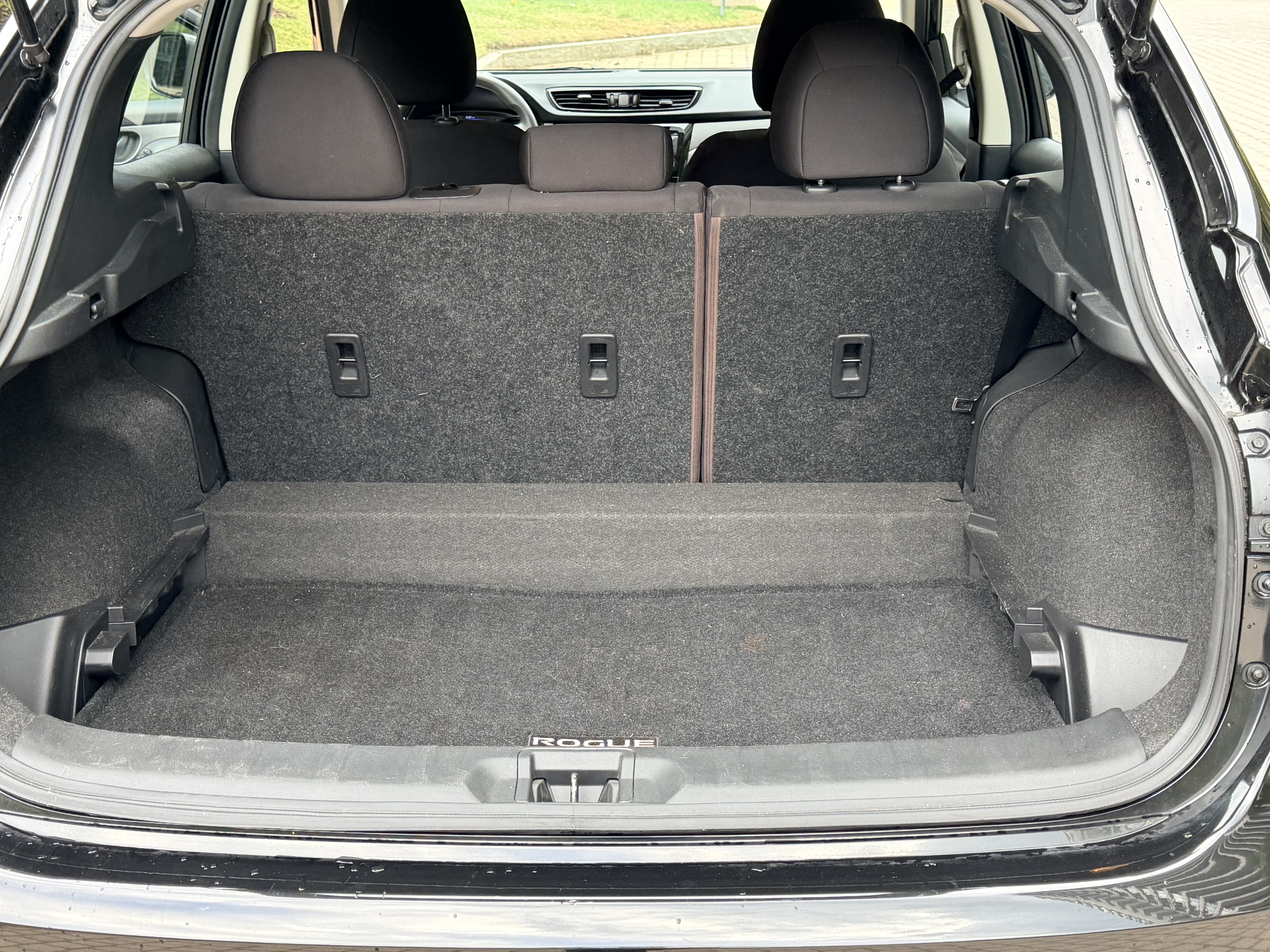 Used 2021 Nissan Rogue Sport S FWD image 7