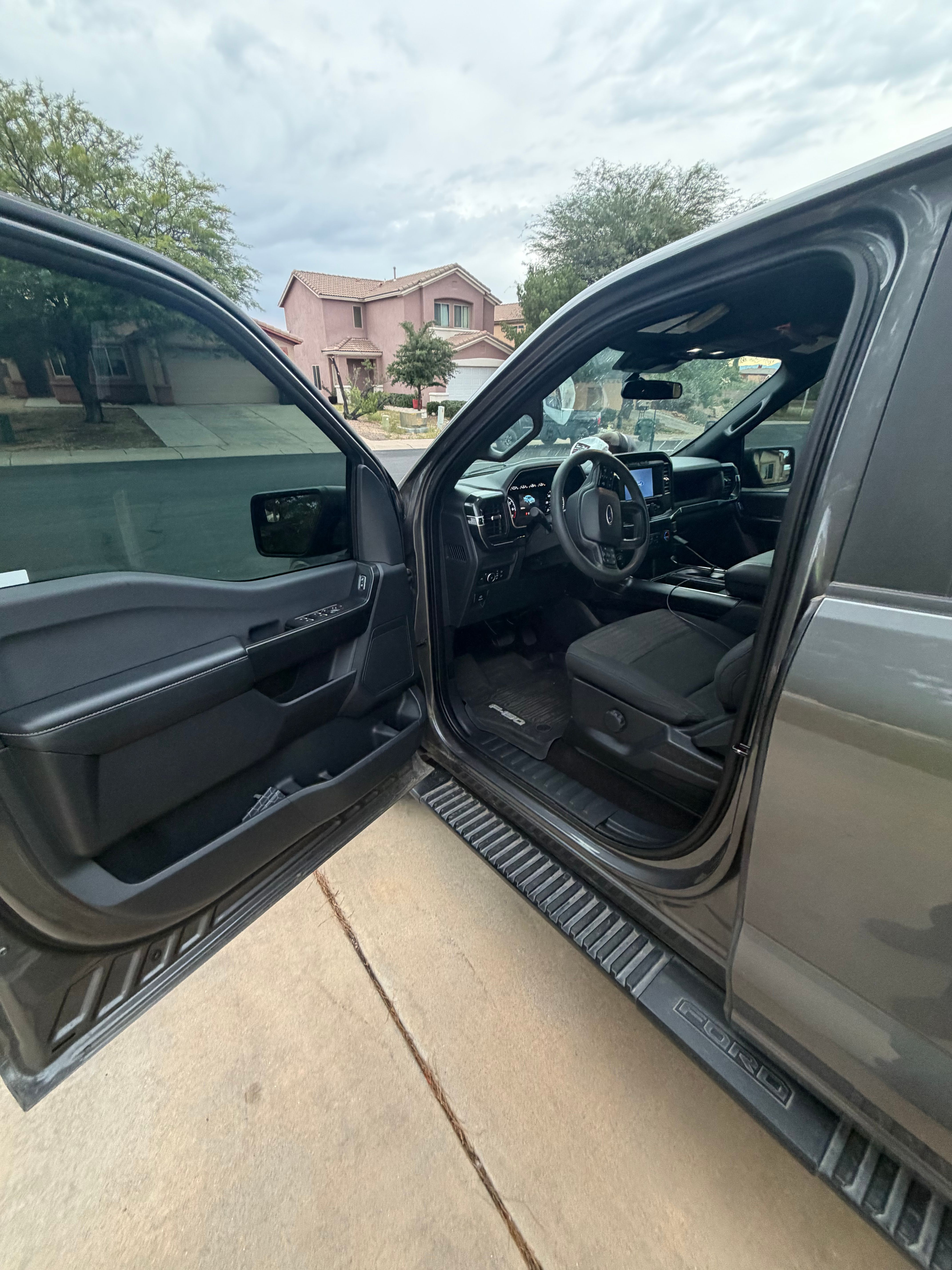 Used 2022 Ford F150 XL w/ STX Appearance Package AWD/4WD image 9