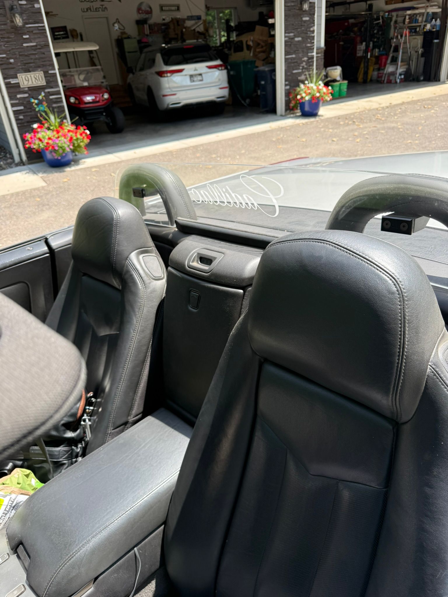 Used 2008 Cadillac XLR RWD image 9