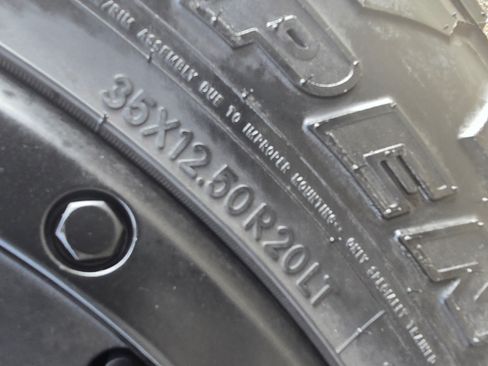 Used 2021 GMC Sierra 2500 Denali w/ Denali Black Diamond Edition image 24