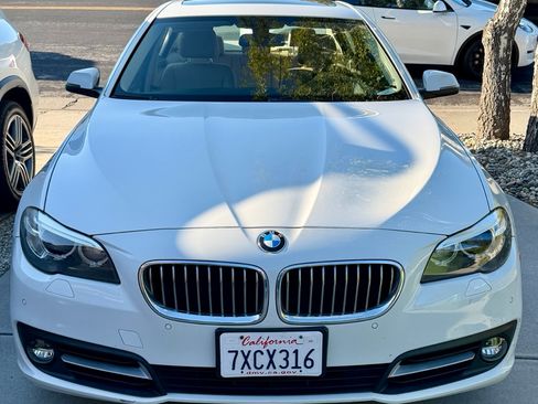 Used 2015 BMW 528i Sedan RWD image 1