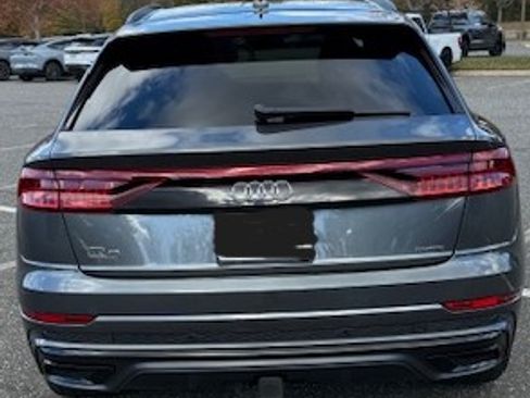 Used 2023 Audi Q8 Prestige image 6