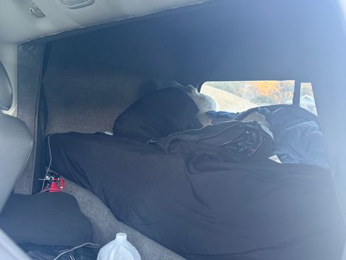 Used 2018 RAM 4500 Tradesman w/ Power & Remote Entry Group image 2