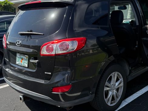 Used 2012 Hyundai Santa Fe Limited w/ Navigation Pkg 4 image 11