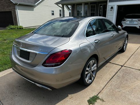 Used 2019 Mercedes-Benz C 300 4MATIC Sedan image 9