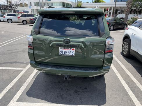 Used 2022 Toyota 4Runner Trail Special Edition AWD/4WD image 8