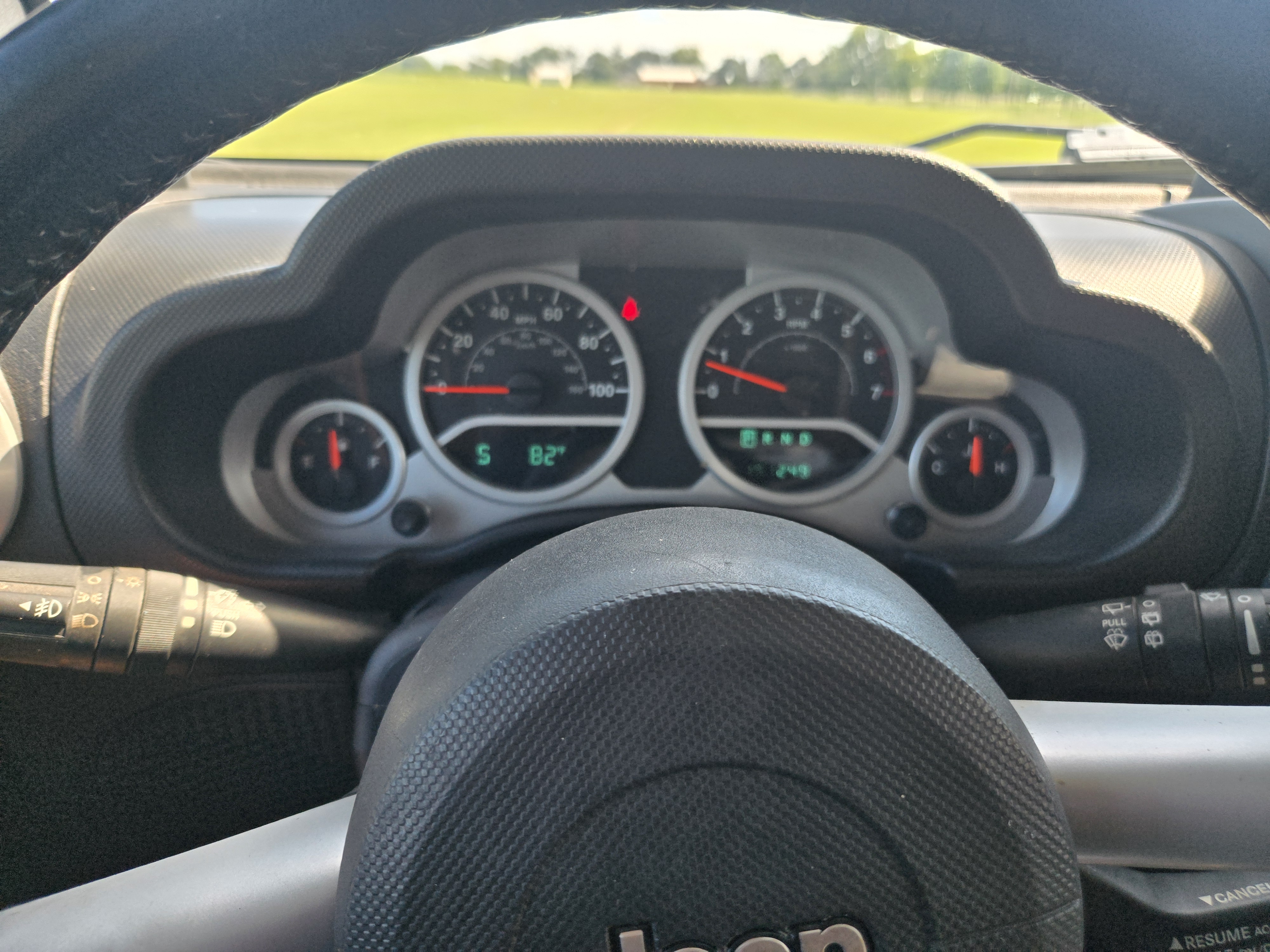 Used 2009 Jeep Wrangler Unlimited Sahara w/ Dual Top Group AWD/4WD image 11