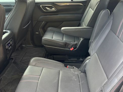 Used 2024 Chevrolet Tahoe RST w/ Luxury Package AWD/4WD image 9