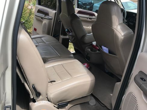 Used 2004 Ford Excursion Limited image 14