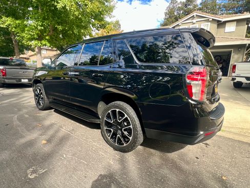 Used 2022 Chevrolet Tahoe RST w/ Luxury Package AWD/4WD image 4