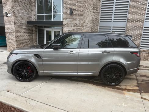 Used 2020 Land Rover Range Rover Sport HSE Dynamic AWD/4WD image 2