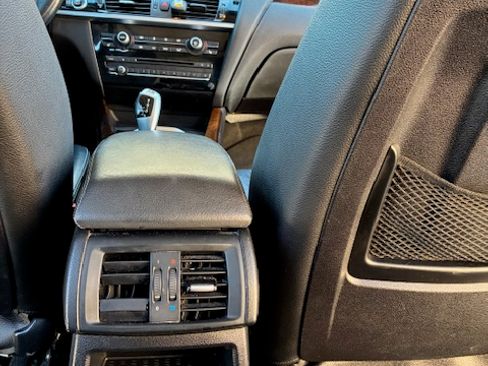 Used 2017 BMW X3 xDrive28i image 29