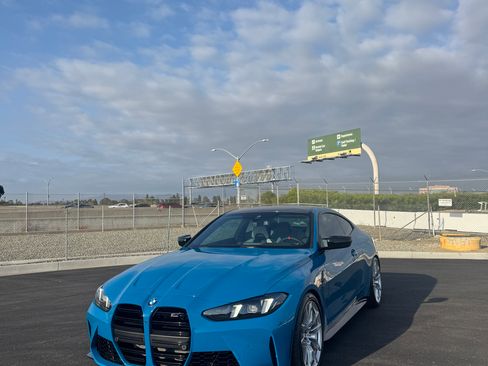 Used 2026 BMW M4 xDrive Competition w/ Executive Package AWD/4WD image 2