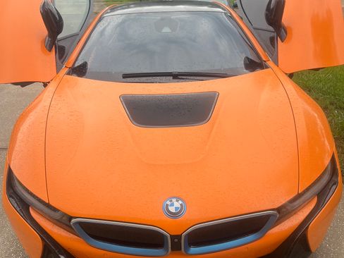 Used 2016 BMW i8 AWD/4WD image 1