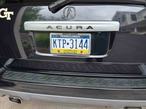 Used 2005 Acura MDX Touring AWD/4WD image 1