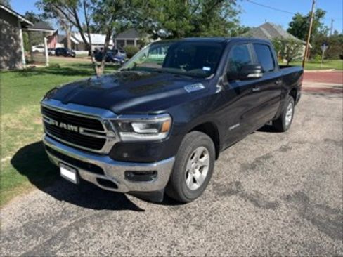 Used 2019 RAM 1500 Big Horn RWD image 1