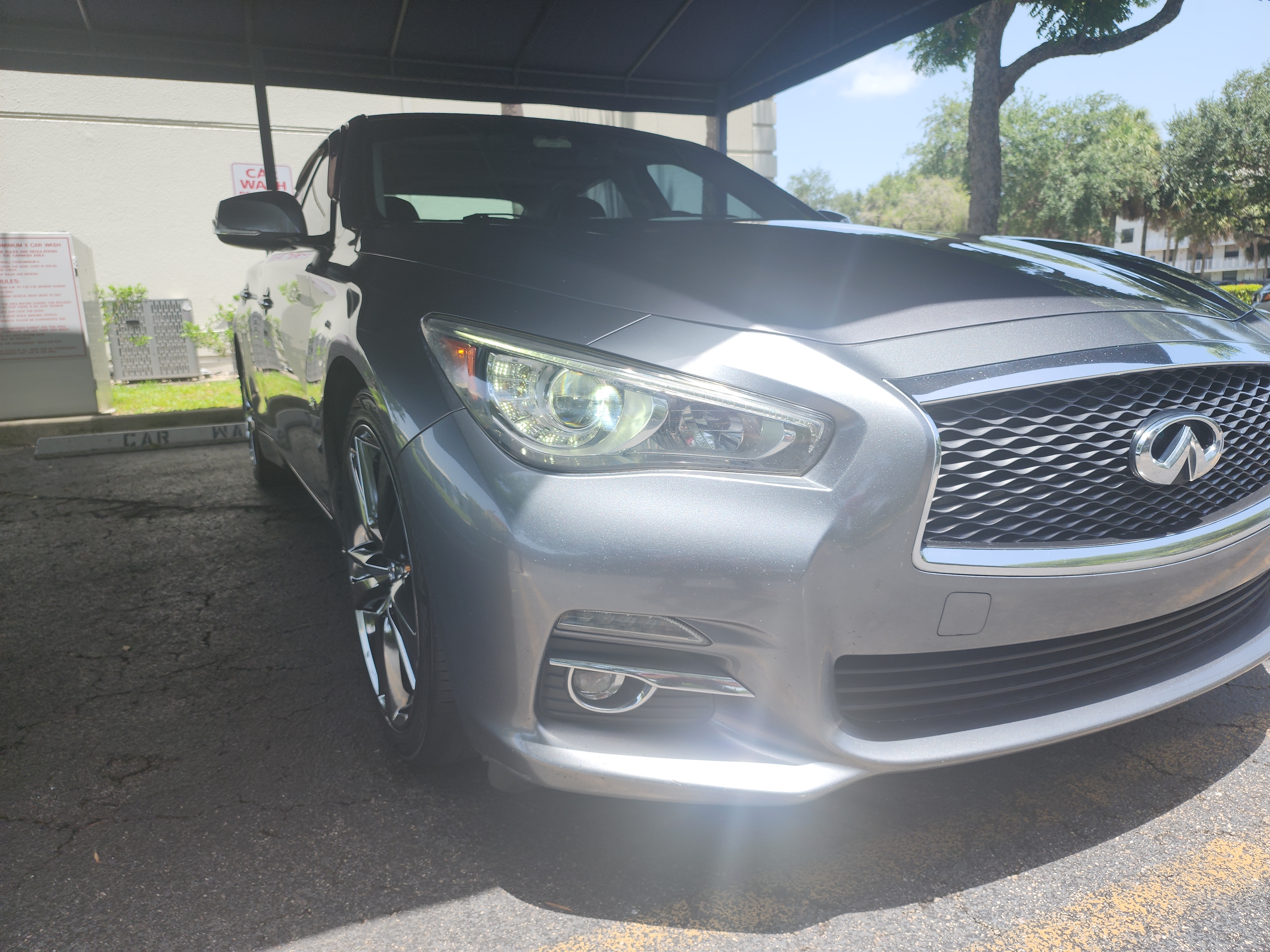 Used 2017 INFINITI Q50 3.0t Premium RWD image 9