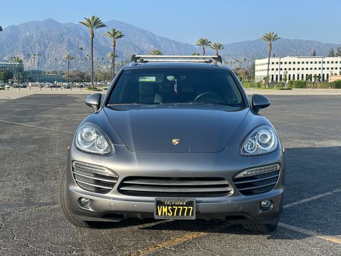 Used 2011 Porsche Cayenne AWD/4WD image 1