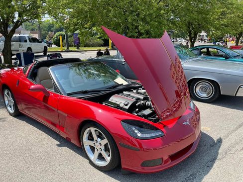 Used 2005 Chevrolet Corvette Coupe w/ Preferred Equipment Group image 8