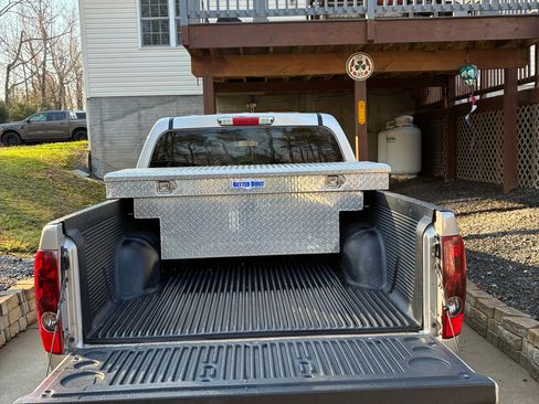 Used 2007 Chevrolet Colorado LT image 12