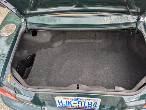 Used 2001 MAZDA MX-5 Miata SE image 16