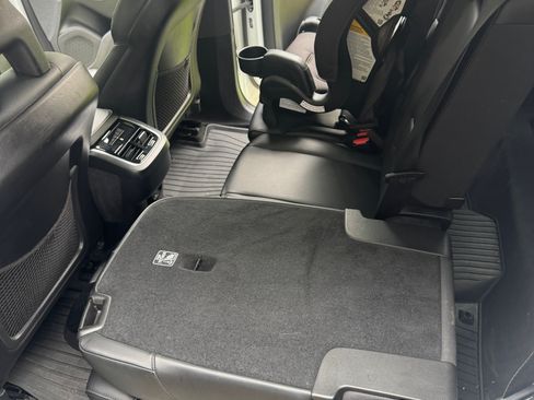 Used 2022 Volvo XC90 T5 Momentum FWD image 8